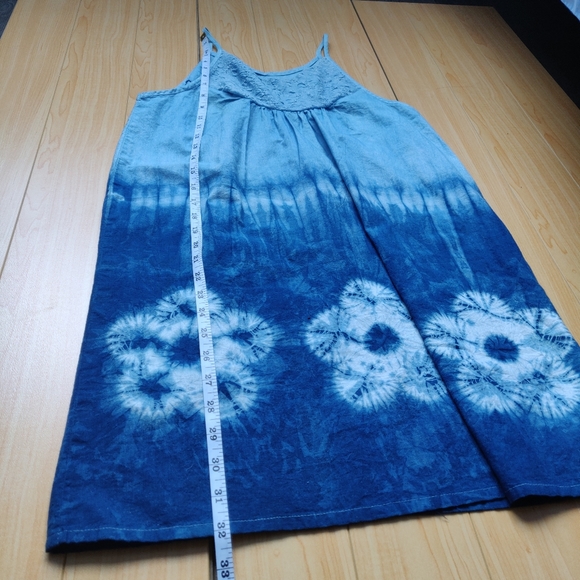 Tie Dye Lace Sleeveless Blue Gradient Summer Dress - Picture 6 of 6